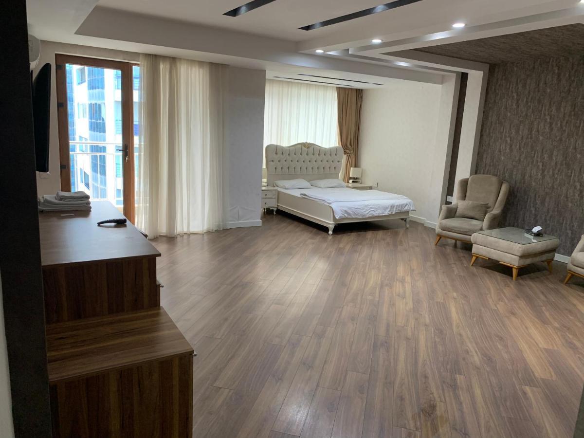 Park Azure Apartment Deluxe 2 Bedroom Baku Eksteriør billede