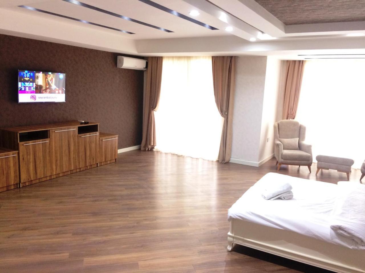 Park Azure Apartment Deluxe 2 Bedroom Baku Eksteriør billede